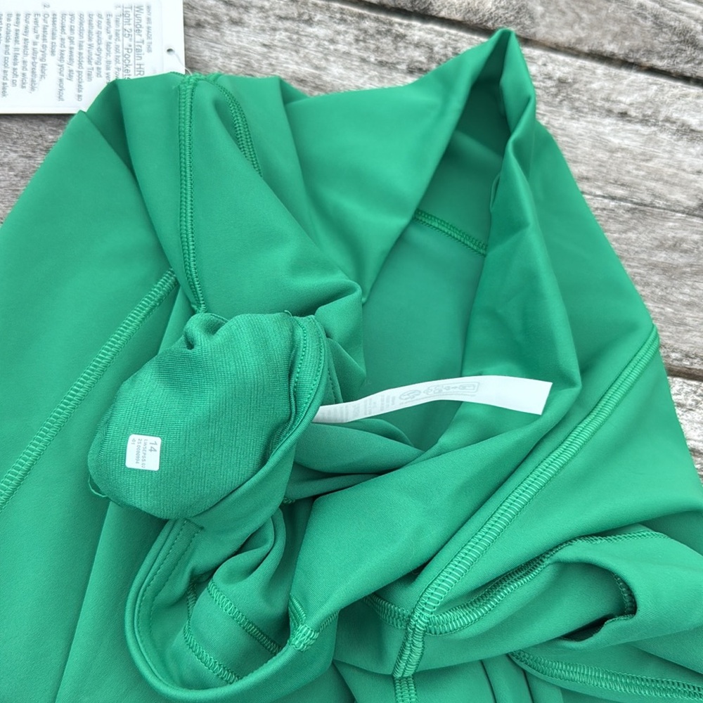Lululemon Wunder Train High-Rise Tight Pockets 25" Raceway Green size 14 NWT - Picture 6 of 7